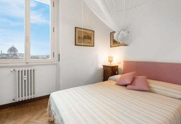 Orto Botanico Apartment With Terrace And Dome View Florence: Autumn, Bedroom, Spring, Summer
