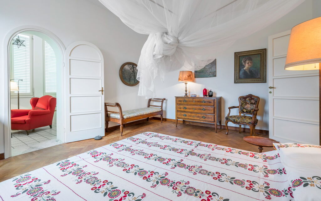 Orto Botanico Apartment With Terrace And Dome View Florence: Autumn, Bedroom, Spring, Summer