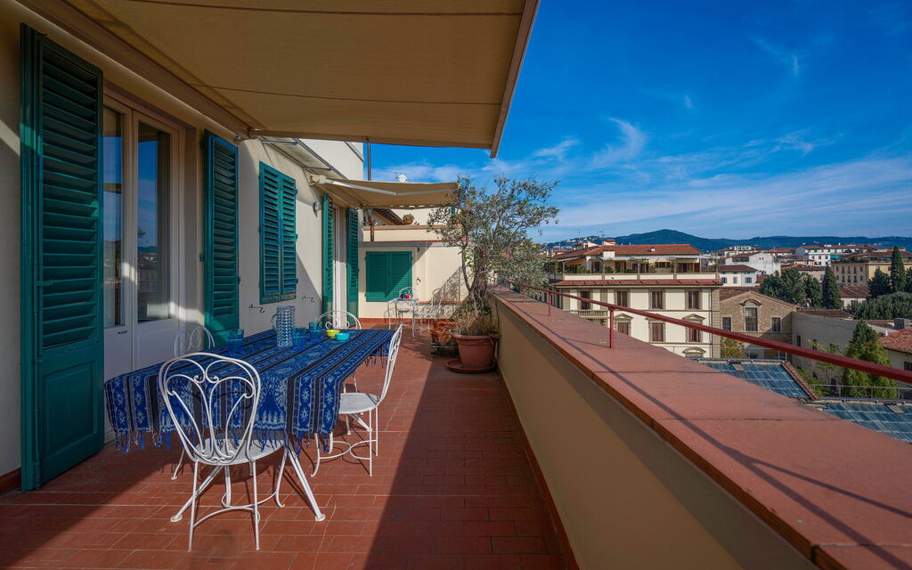 Orto Botanico Apartment With Terrace And Dome View Florence: Autumn, Balcony / Terrace / Patio, Spring, Summer