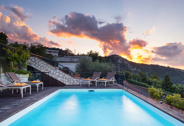 Villa Golfo Di Napoli With Private Pool: Autunno, Estate, Inverno, Piscina, Primavera, Vista Panoramica