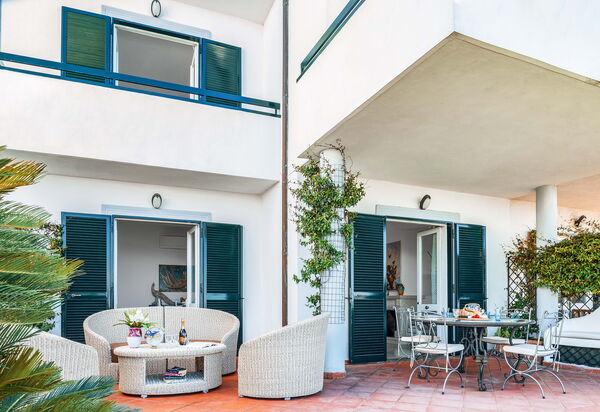 Villa Golfo Di Napoli With Private Pool: Autunno, Entrata Principale, Estate, Inverno, Primavera