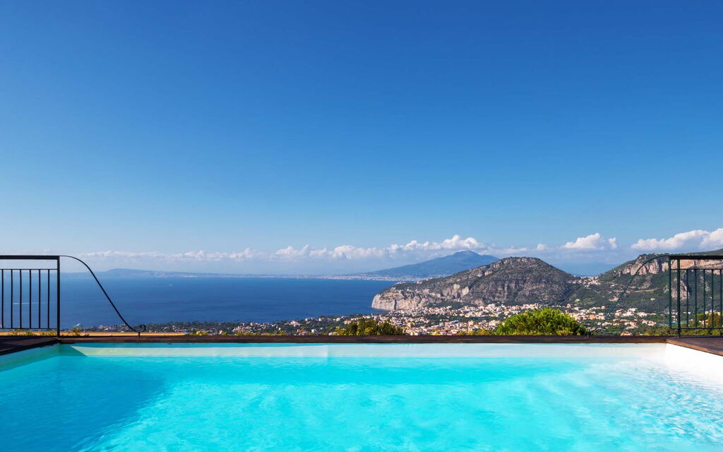 Villa Golfo Di Napoli With Private Pool: Autunno, Estate, Inverno, Piscina, Primavera, Vista Panoramica