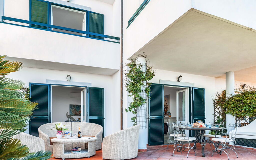 Villa Golfo Di Napoli With Private Pool: Autunno, Entrata Principale, Estate, Inverno, Primavera