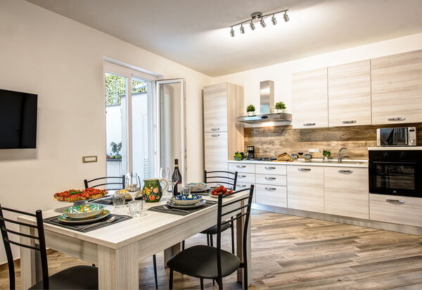 Clementine Country House: Autunno, Cucina, Estate, Inverno, Primavera, Sala da pranzo