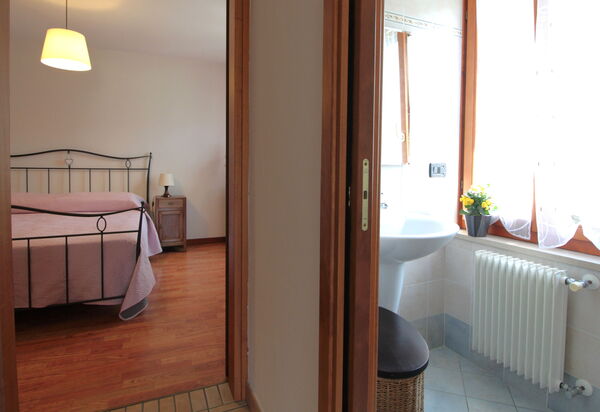 Apartment With Garden, Del Corlo Lake, Belluno: Autumn, Bathroom, Spring, Summer