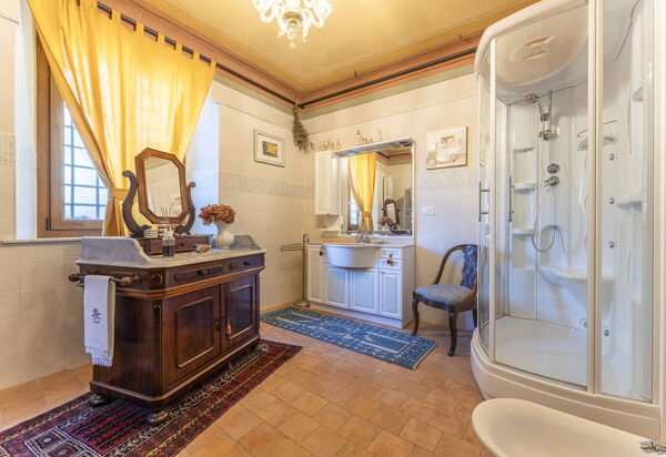 Orazio Liberty House,Lunigiana, Nature: Autunno, Dettagli della stanza, Estate, Primavera