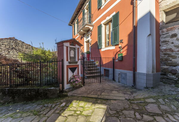 Orazio Liberty House,Lunigiana, Nature: Autunno, Entrata Principale, Estate, Primavera