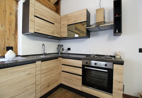 Baita La Ciamorza, Dolomiti, Veneto: Autumn, Kitchen, Spring, Summer