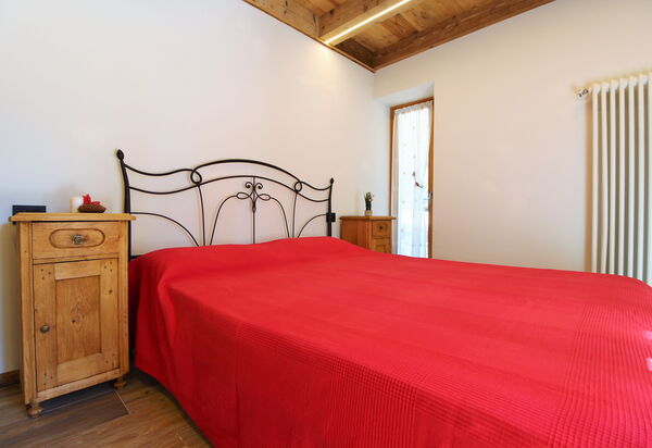 Baita La Ciamorza, Dolomiti, Veneto: Autumn, Bedroom, Spring, Summer