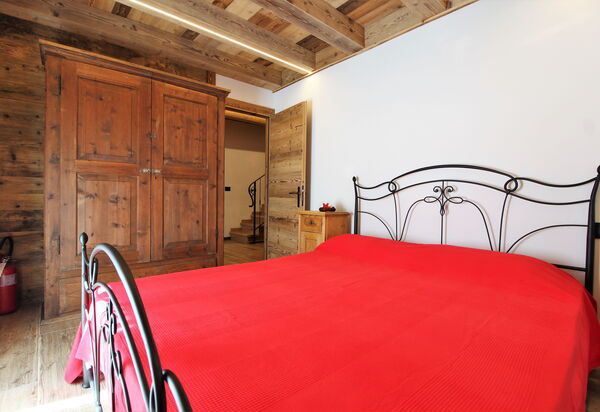 Baita La Ciamorza, Dolomiti, Veneto: Autumn, Bedroom, Spring, Summer