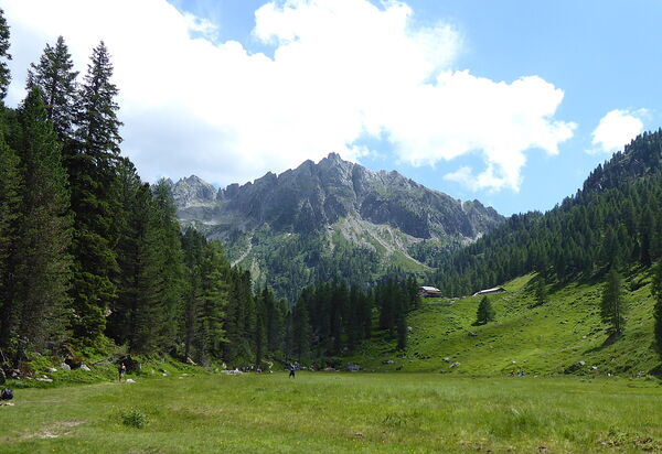 Baita La Ciamorza, Dolomiti, Veneto: Activities, Autumn, Spring, Summer