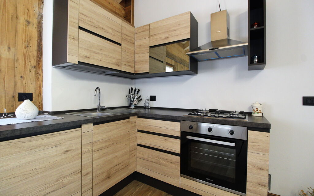 Baita La Ciamorza, Dolomiti, Veneto: Autumn, Kitchen, Spring, Summer