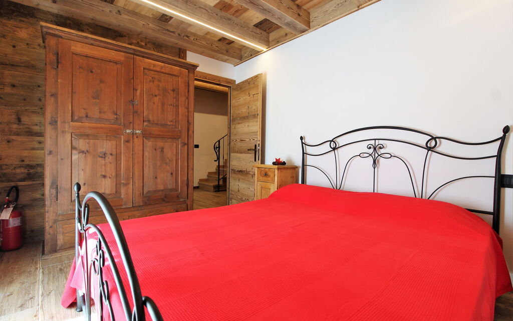 Baita La Ciamorza, Dolomiti, Veneto: Autumn, Bedroom, Spring, Summer
