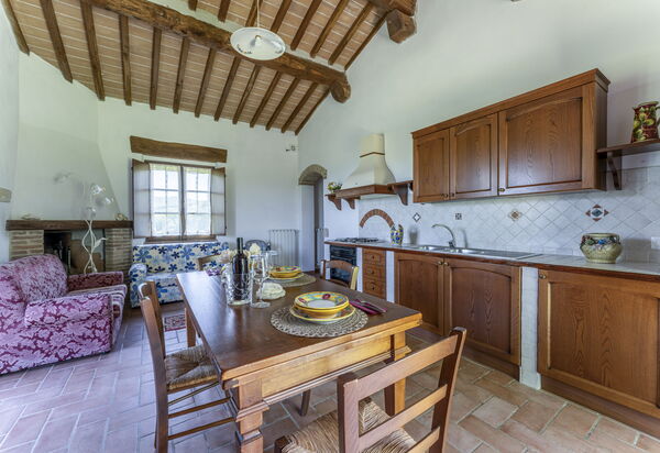Marcigliana Cottage, Pool, Radicondoli: Autunno, Cucina, Estate, Primavera, Soggiorno