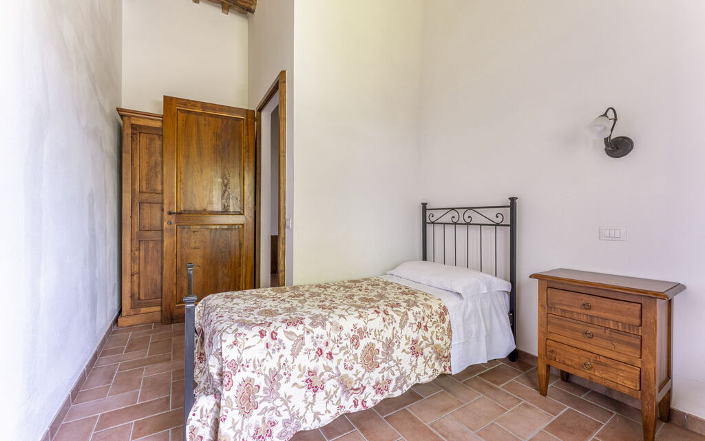 Marcigliana Cottage, Pool, Radicondoli: Autunno, Camera da letto, Estate, Primavera