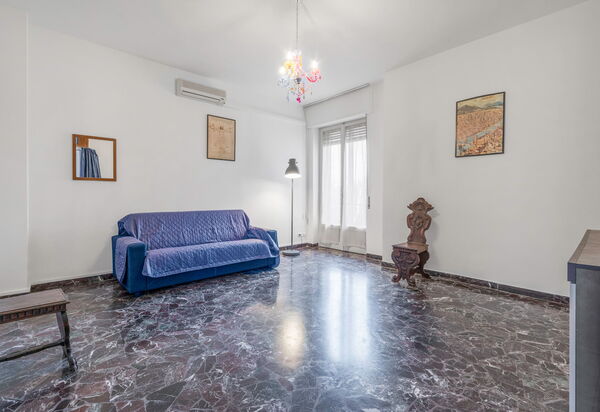 Romina Apartment, Florence, Campo Marte: Autumn, Living Room, Spring, Summer