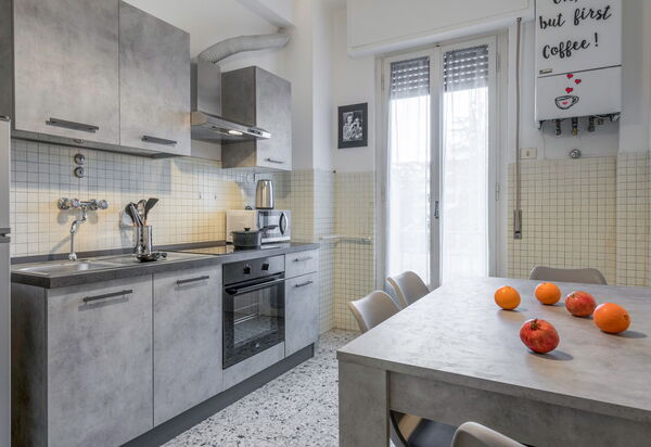 Romina Apartment, Florence, Campo Marte: Autumn, Kitchen, Spring, Summer
