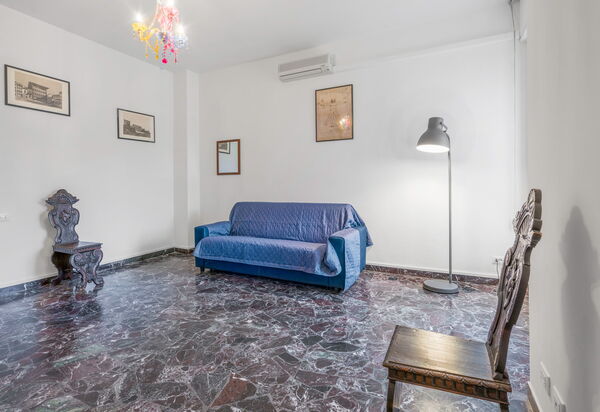 Romina Apartment, Florence, Campo Marte: Autumn, Living Room, Spring, Summer