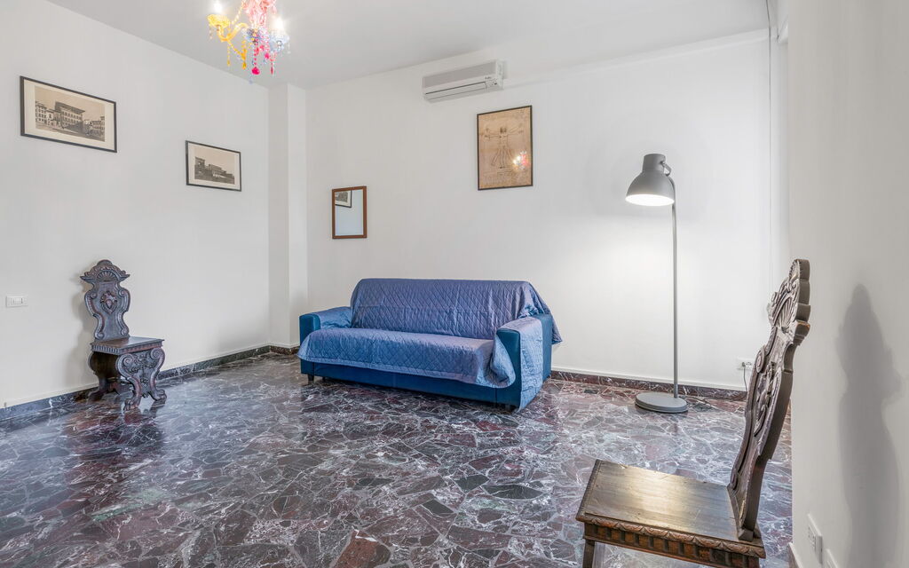 Romina Apartment, Florence, Campo Marte: Autumn, Living Room, Spring, Summer