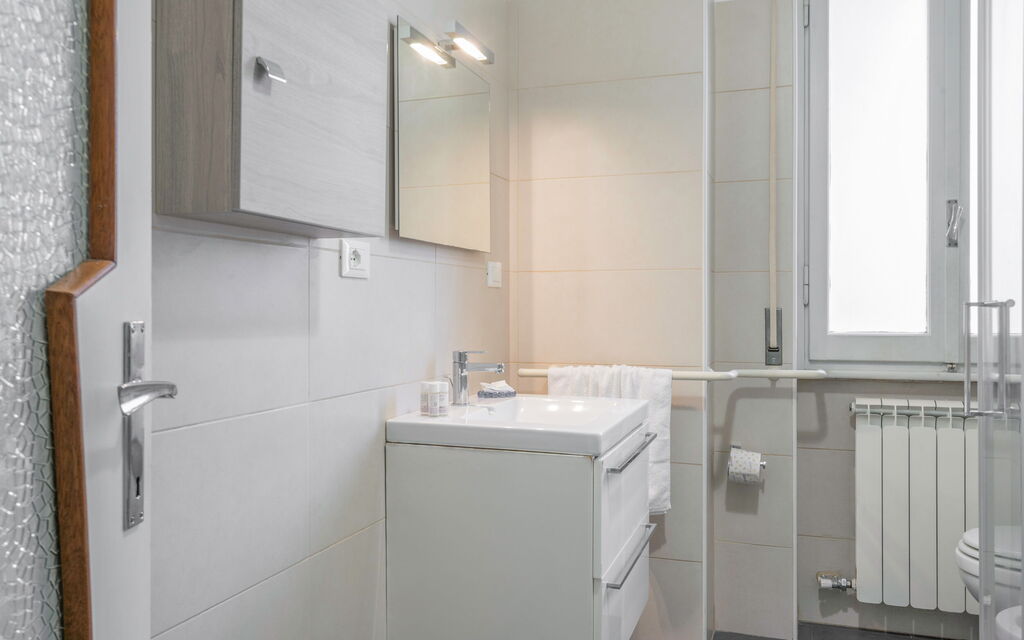 Romina Apartment, Florence, Campo Marte: Autumn, Bathroom, Spring, Summer