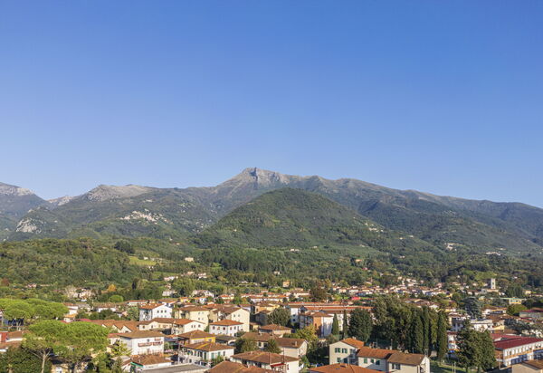 Lounge Flat Camaiore, Wifi, Versilia Coast: Autunno, Estate, Esterni, Primavera