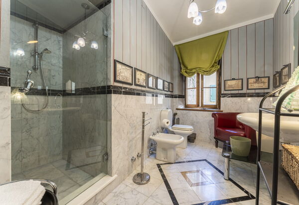 Lounge Flat Camaiore, Wifi, Versilia Coast: Autunno, Bagno, Estate, Primavera