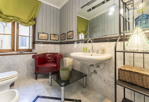 Lounge Flat Camaiore, Wifi, Versilia Coast: Autunno, Bagno, Estate, Primavera