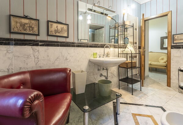 Lounge Flat Camaiore, Wifi, Versilia Coast: Autunno, Bagno, Estate, Primavera