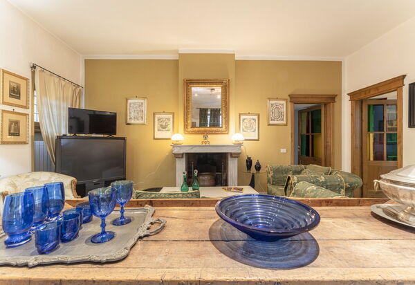 Lounge Flat Camaiore, Wifi, Versilia Coast: Autunno, Estate, Primavera, Soggiorno