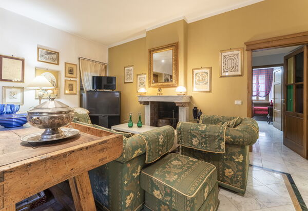 Lounge Flat Camaiore, Wifi, Versilia Coast: Autunno, Estate, Primavera, Soggiorno