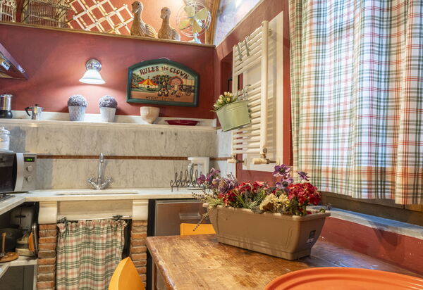 Lounge Flat Camaiore, Wifi, Versilia Coast: Autunno, Cucina, Estate, Primavera