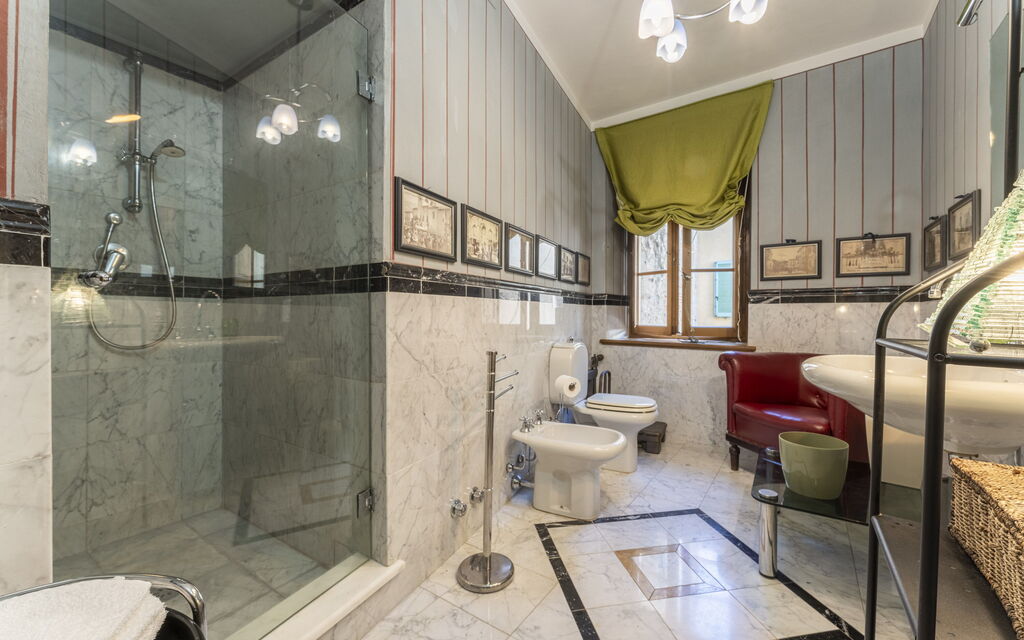 Lounge Flat Camaiore, Wifi, Versilia Coast: Autunno, Bagno, Estate, Primavera