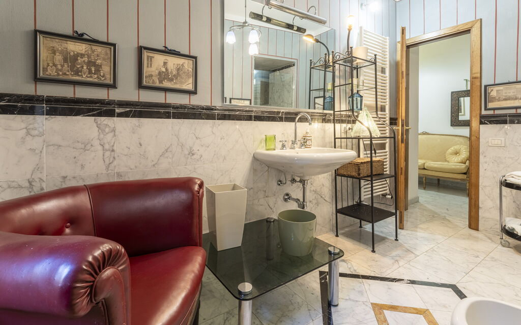 Lounge Flat Camaiore, Wifi, Versilia Coast: Autunno, Bagno, Estate, Primavera