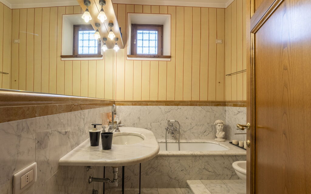 Lounge Flat Camaiore, Wifi, Versilia Coast: Autunno, Bagno, Estate, Primavera