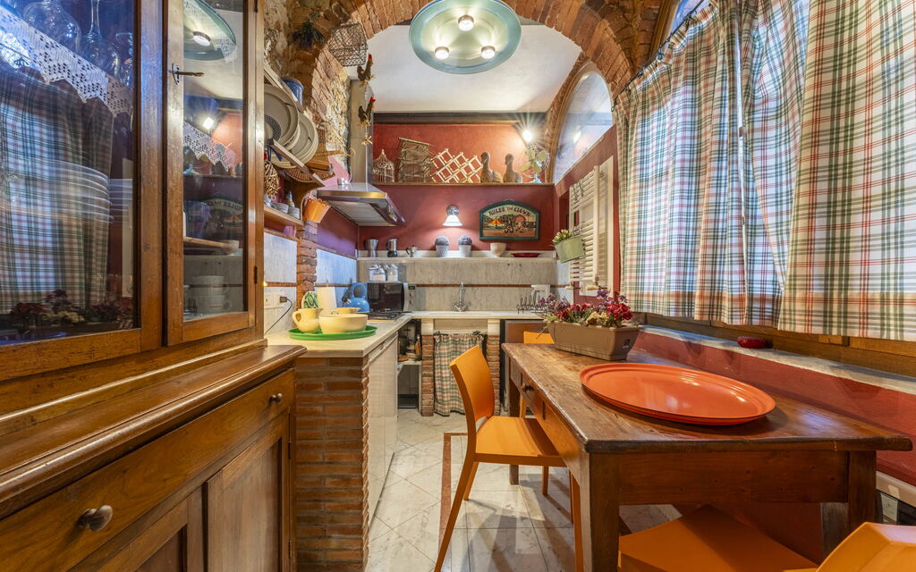 Lounge Flat Camaiore, Wifi, Versilia Coast: Autunno, Cucina, Estate, Primavera