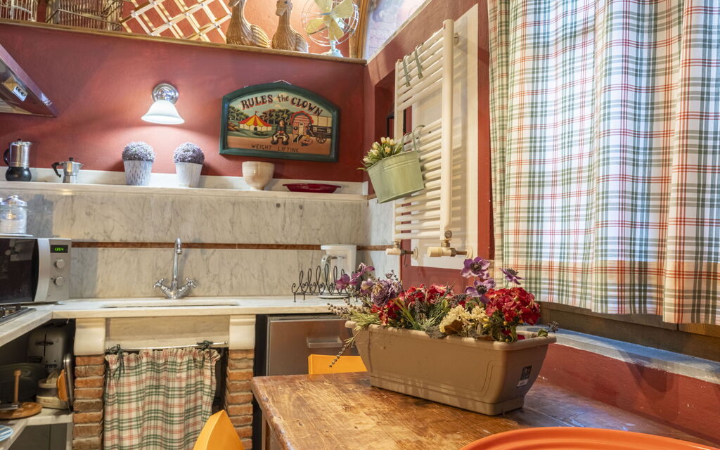 Lounge Flat Camaiore, Wifi, Versilia Coast: Autunno, Cucina, Estate, Primavera