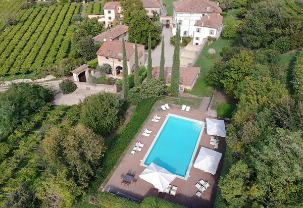 Il Vigneto, Verona, Pool, Wifi: Autunno, Estate, Piscina, Primavera