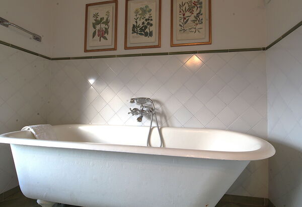 Il Vigneto, Verona, Pool, Wifi: Autumn, Bathroom, Spring, Summer, Winter