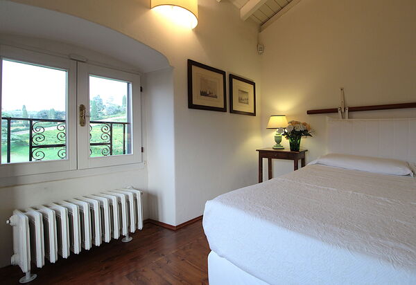 Il Vigneto, Verona, Pool, Wifi: Autumn, Bedroom, Spring, Summer, Winter