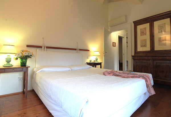 Il Vigneto, Verona, Pool, Wifi: Autumn, Bedroom, Spring, Summer, Winter