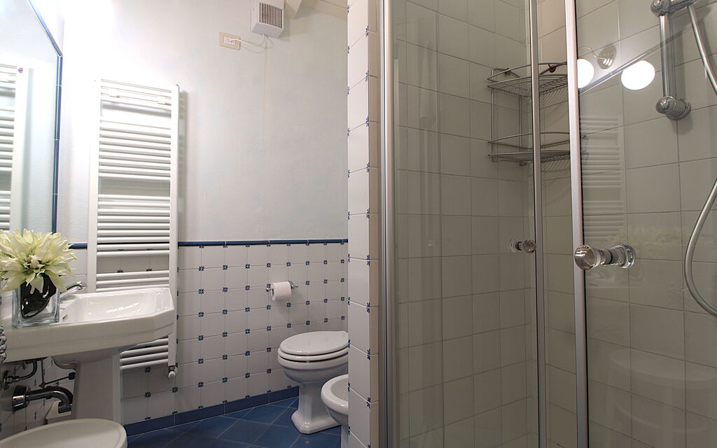 Il Vigneto, Verona, Pool, Wifi: Autunno, Bagno, Estate, Inverno, Primavera