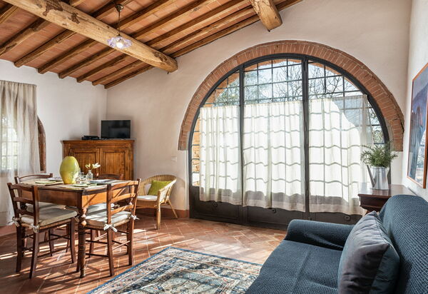 Agriturismo la Papessa: agriturismo-la-papessa-chianti-san-donato-multiproprietà-ibisco-sala-da-pranzo