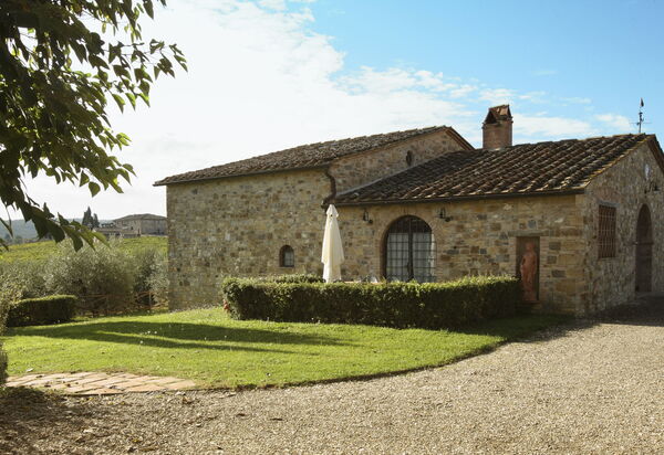 Agriturismo la Papessa: agriturismo-la-papessa-chianti-san-donato-multiproprietà-esterni