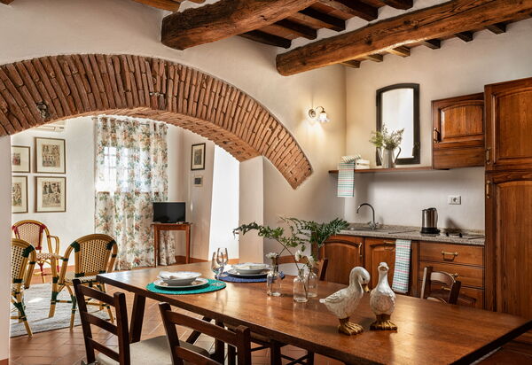 Agriturismo la Papessa: agriturismo-la-papessa-chianti-san-donato-multiproprietà-sala-da-pranzo-cucina