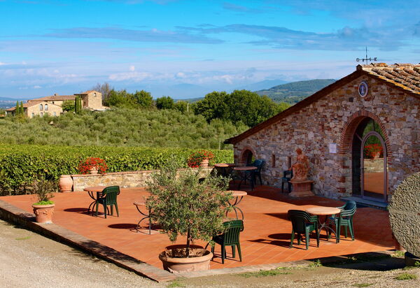 Agriturismo la Papessa: agriturismo-la-papessa-chianti-san-donato-multiproprietà-esterni