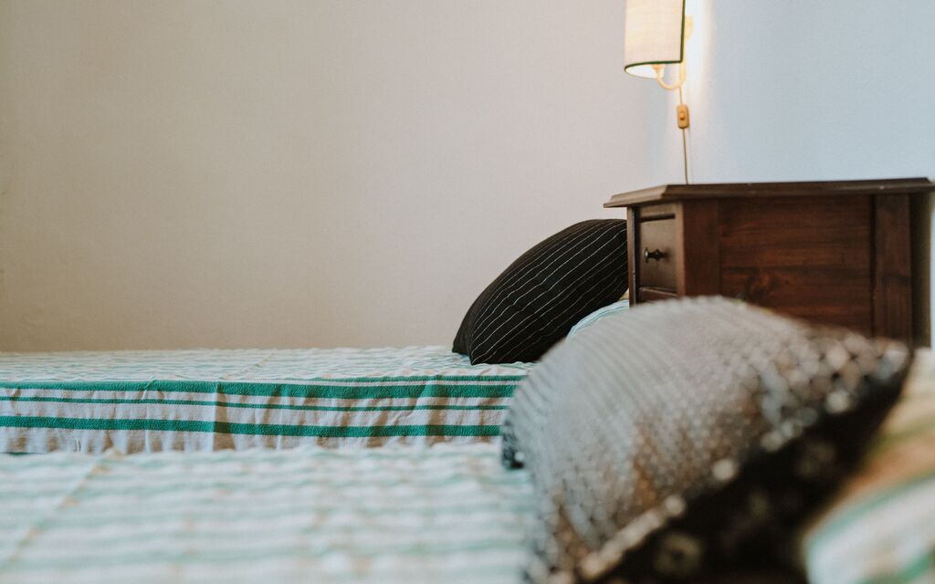 Agriturismo la Papessa - : agriturismo-la-papessa-chianti-san-donato-farmhouse-azalea-bedroom