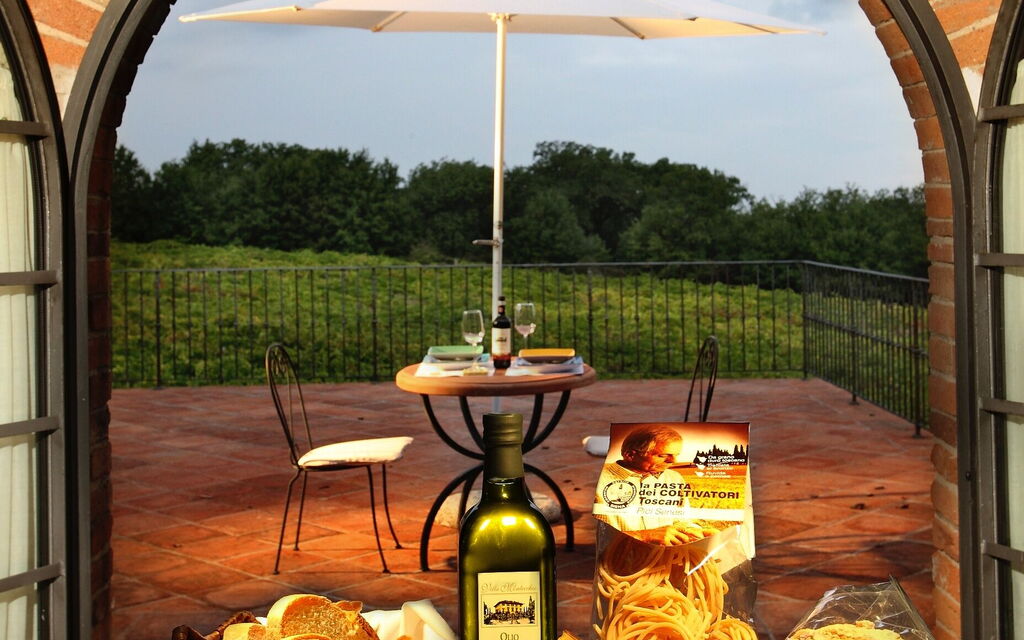 Agriturismo la Papessa - : agriturismo-la-papessa-chianti-san-donato-farmhouse-melograno-food-balcony