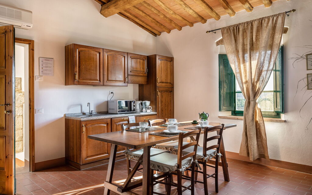 Agriturismo la Papessa - : agriturismo-la-papessa-chianti-san-donato-farmhouse-oleandro-diningroom