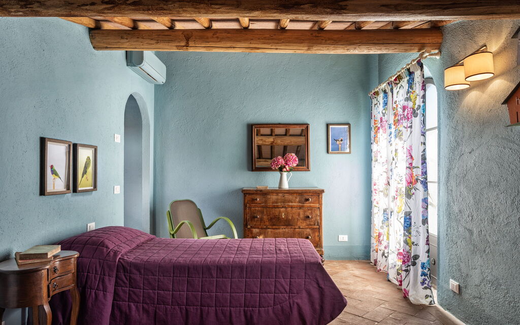 Agriturismo la Papessa - : agriturismo-la-papessa-chianti-san-donato-multipropriet-mirtus-bedroom