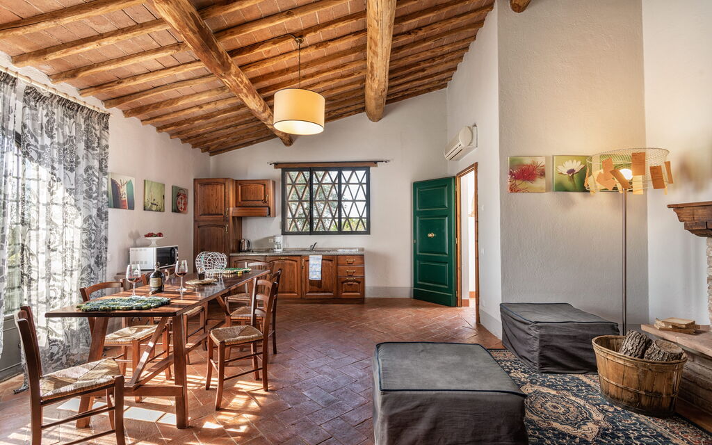 Agriturismo la Papessa - : agriturismo-la-papessa-chianti-san-donato-multipropriet-mirtus-diningroom